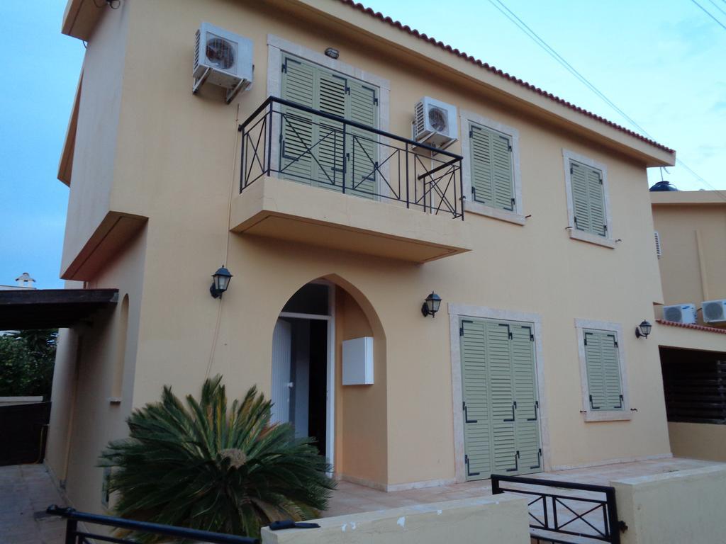 Villa Chrysa Protaras Habitación foto